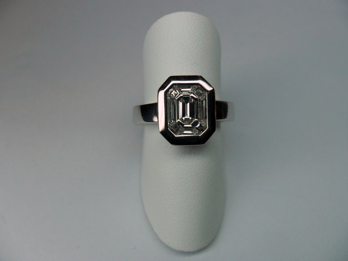 Emerald Shape Baquette Ring